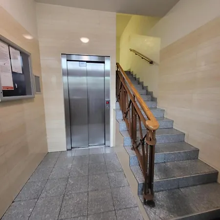 Wiatraczna, 14 Min Do Metro Centrum Apartamento Varsóvia