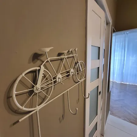 Wiatraczna, 14 Min Do Metro Centrum Apartamento Varsóvia
